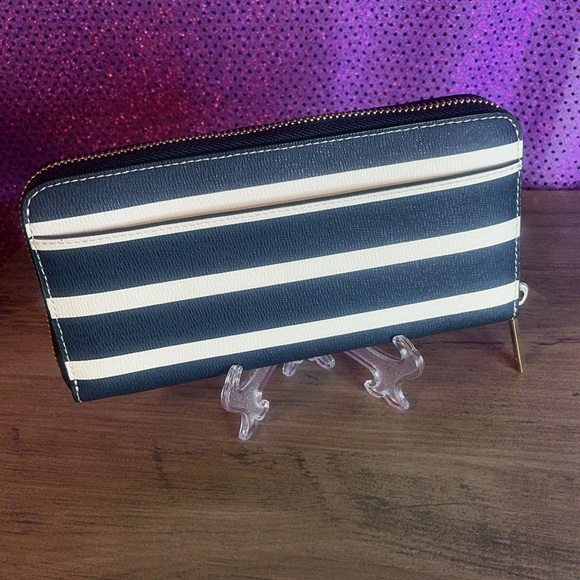 Kate Spade Sun kissed striped zip around continental wallet - Picture 5 of 12